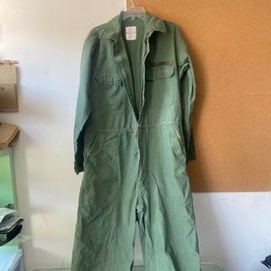 Military flight suit.  Go Maverick!